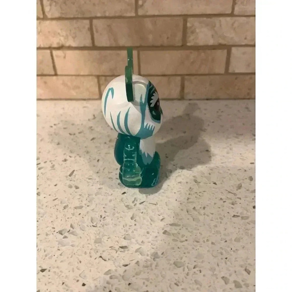 Hitchhiking Ghost Gus Disney Vinylmation  bt - Picture 2 of 4